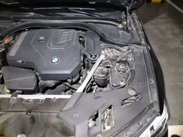 BMW 5 Series — Фото автомобиля 21