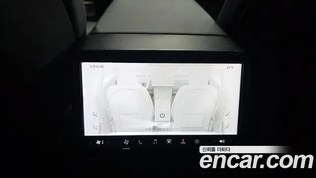 Tesla Model 3 — Фото автомобиля 7