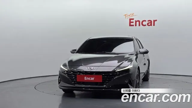 Hyundai Avante CN7 — Фото автомобиля 3