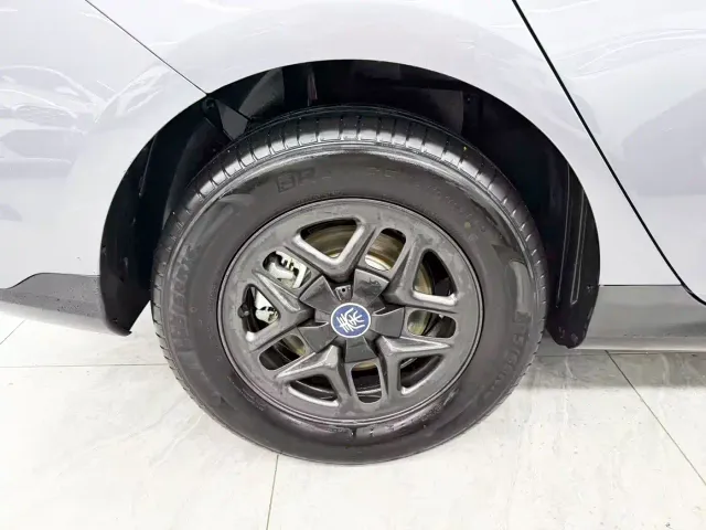 BYD Qin PLUS — Фото автомобиля 20