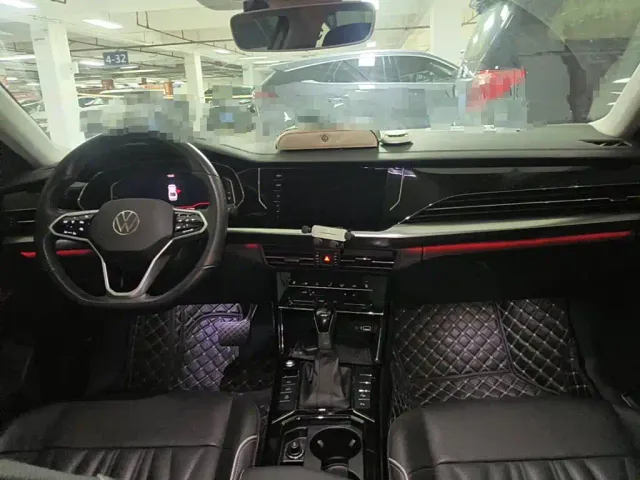 Volkswagen Passat — Фото автомобиля 12