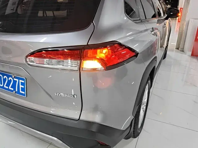 Toyota Corolla Cross — Фото автомобиля 7