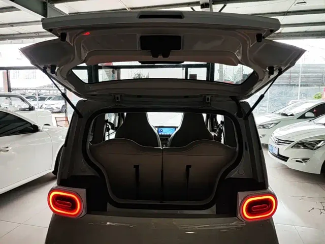 Wuling Hongguang Mini EV — Фото автомобиля 18