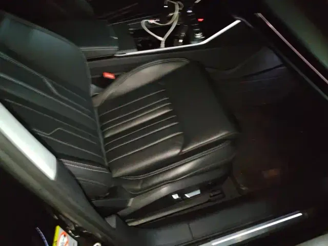 Audi A6L — Фото автомобиля 8
