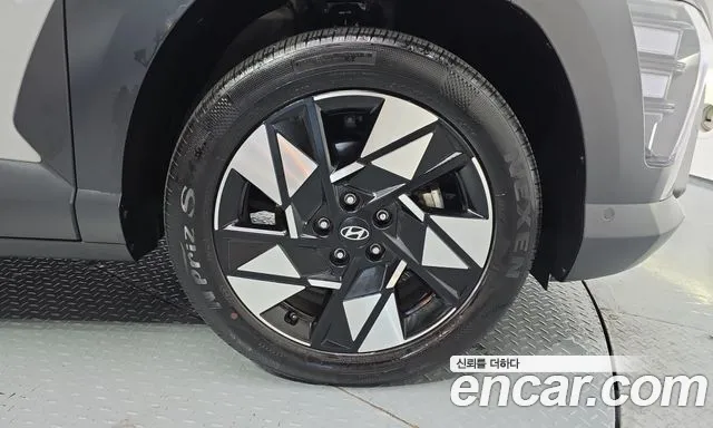 Hyundai Kona SX2 — Фото автомобиля 6