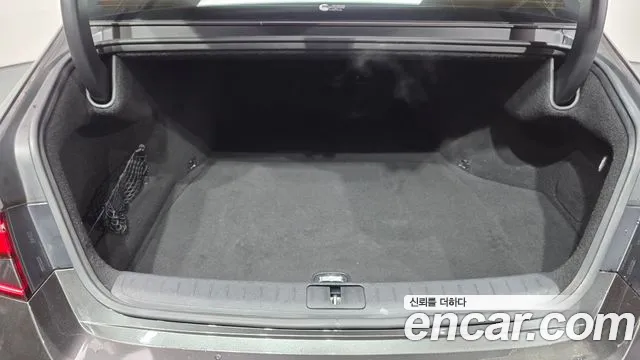 Genesis G90 Бензин 3.5 турбо AWD — Фото автомобиля 20