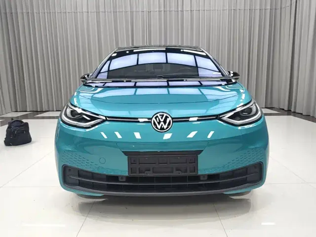Volkswagen ID.3 — Фото автомобиля 2