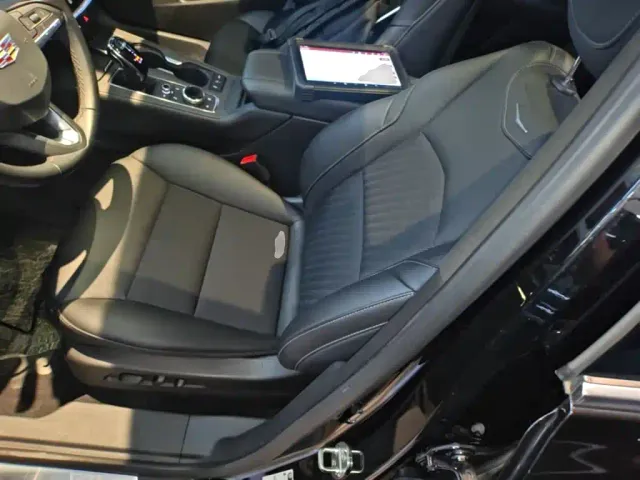 Cadillac XT4 — Фото автомобиля 14