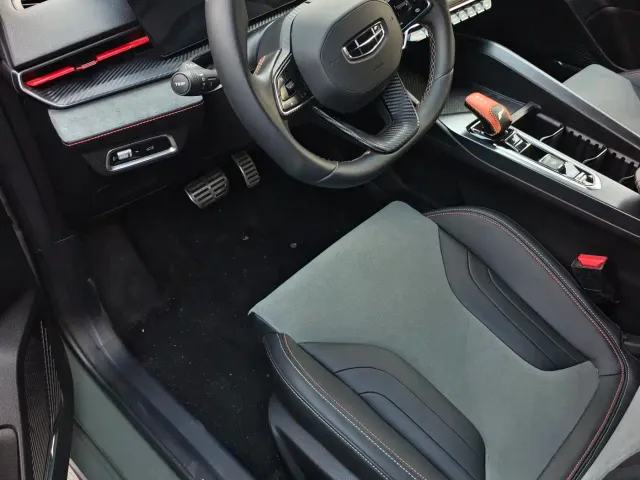 Geely Binrui — Фото автомобиля 3