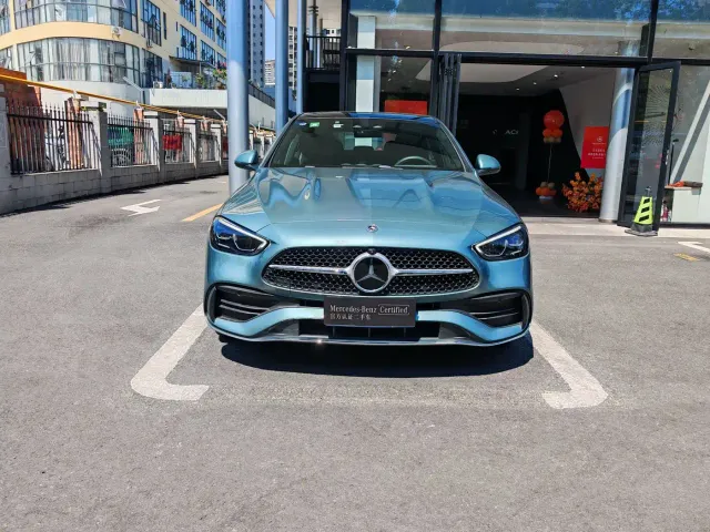 Mercedes-Benz C-Class — Фото автомобиля 2