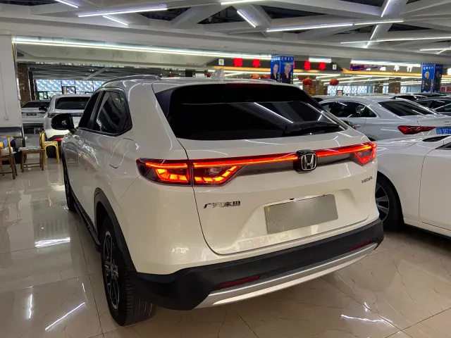 Honda Vezel — Фото автомобиля 6