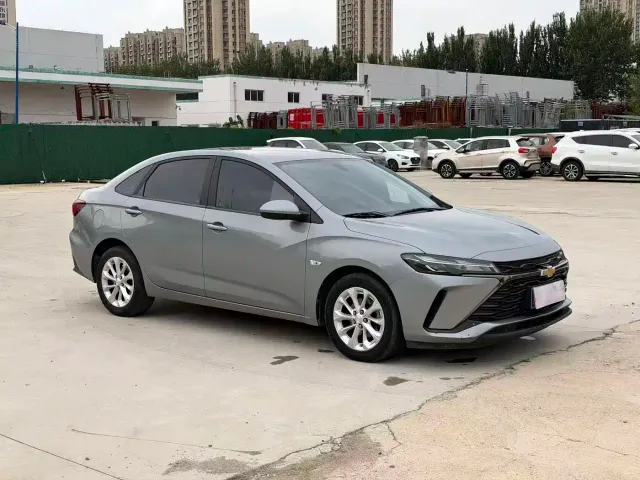 Chevrolet Monza — Фото автомобиля 3