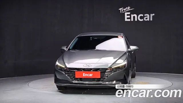 Hyundai AVANTE Avante (CN7) — Фото автомобиля 3