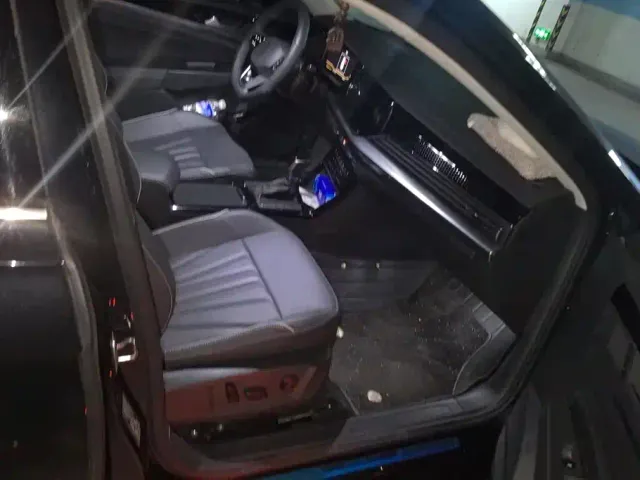 Volkswagen Passat — Фото автомобиля 8