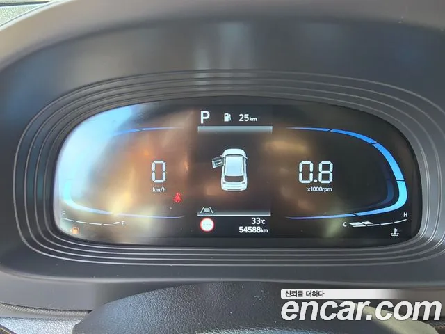 Hyundai Venue — Фото автомобиля 10