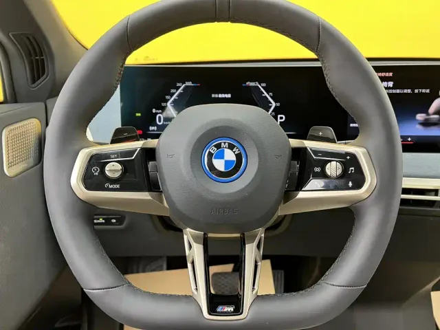 BMW iX M60 — Фото автомобиля 15