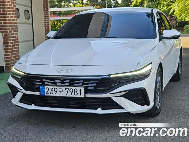 Hyundai AVANTE Новый Avante (CN7) — Фото автомобиля 3