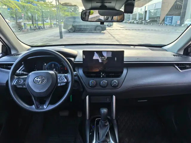 Toyota Corolla Cross — Фото автомобиля 11