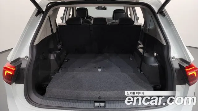 Volkswagen Tiguan — Фото автомобиля 27