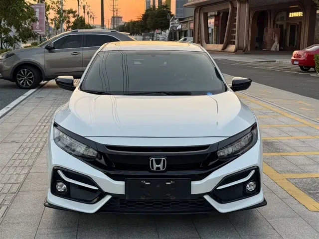 Honda Civic — Фото автомобиля 2
