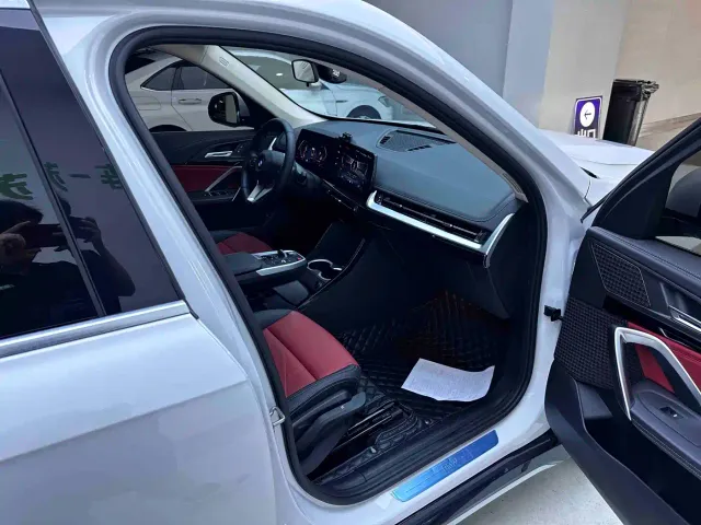 BMW X1 — Фото автомобиля 10