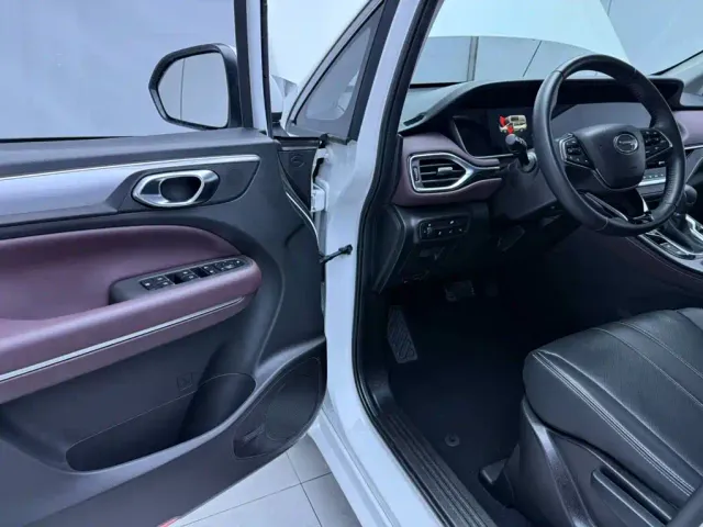 GAC Trumpchi M6 — Фото автомобиля 8