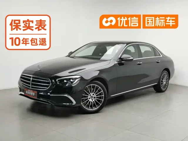 Фотография автомобиля — Mercedes-Benz E-Class