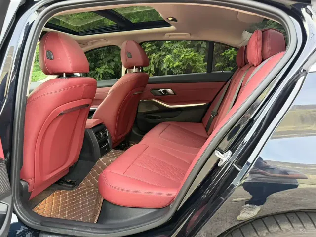 BMW 3 Series — Фото автомобиля 9
