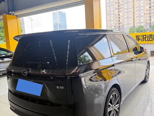 GAC Trumpchi E8 — Фото автомобиля 10