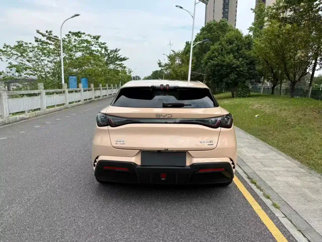 BYD Seal 06 GT — Фото автомобиля 5
