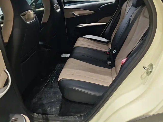 BYD Dolphin — Фото автомобиля 12