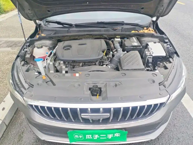 Geely Emgrand — Фото автомобиля 10