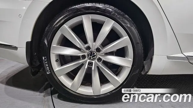 Volkswagen Arteon Arteon 2.0 TDI Prestige — Фото автомобиля 5