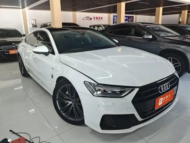 Audi A7 — Фото автомобиля 8