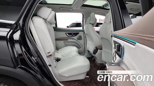 Mercedes-Benz EQS — Фото автомобиля 12