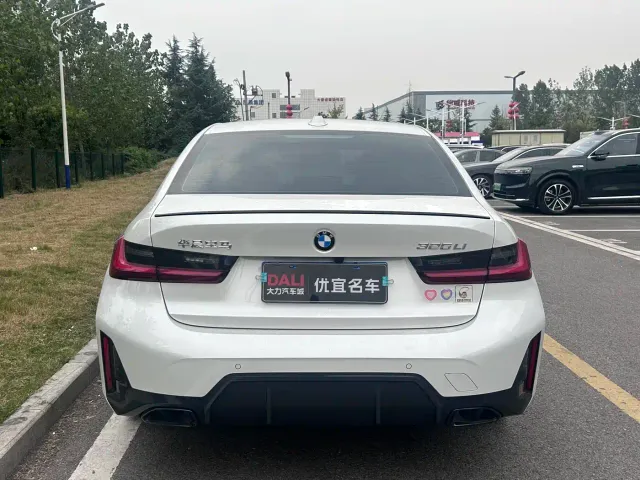 BMW 3 Series — Фото автомобиля 15