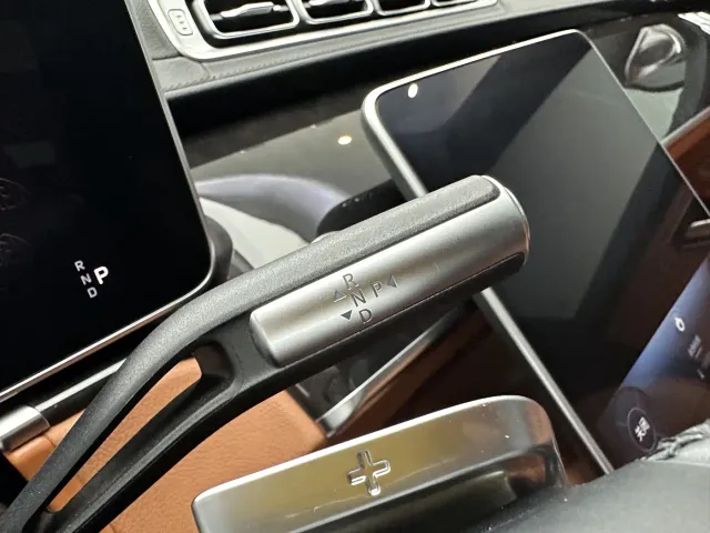Mercedes-Benz Maybach S-Class — Фото автомобиля 18