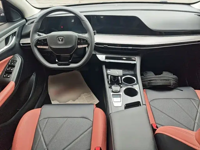 Changan Eado — Фото автомобиля 5
