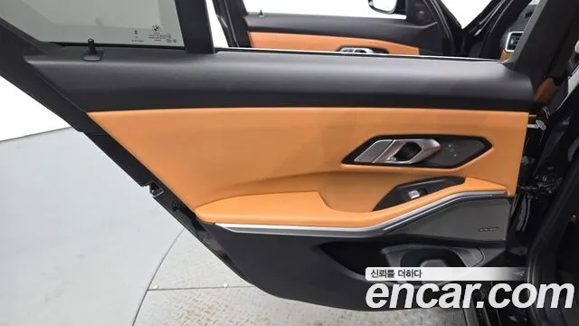 BMW 3 Series — Фото автомобиля 14