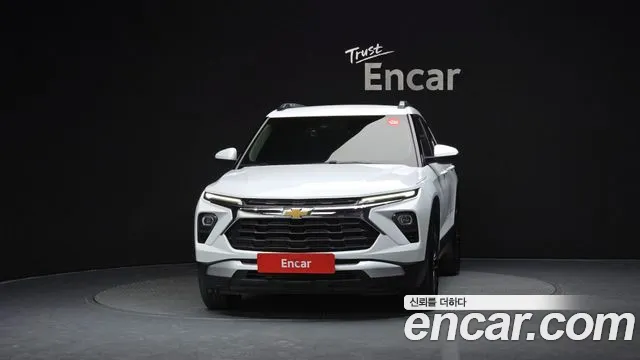 ChevroletGMDaewoo Trailblazer Новый Trailblazer 1.3 Turbo 2WD — Фото автомобиля 3