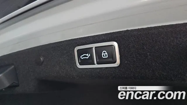 Hyundai Grandeur GN7 — Фото автомобиля 25