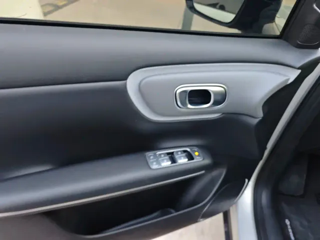Changan Qiyuan Q05 — Фото автомобиля 12