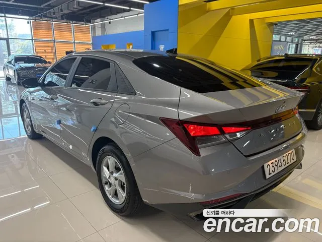 Hyundai AVANTE Avante (CN7) — Фото автомобиля 6