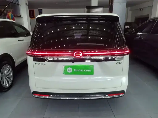 GAC Trumpchi E8 — Фото автомобиля 5