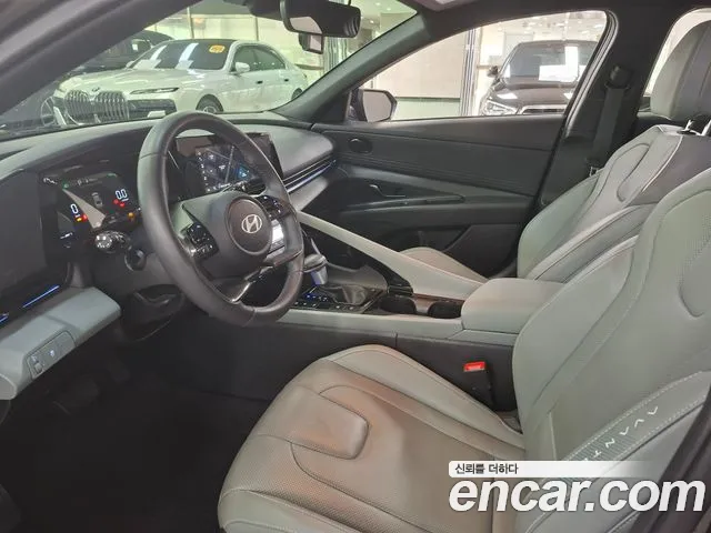 Hyundai Avante CN7 — Фото автомобиля 16