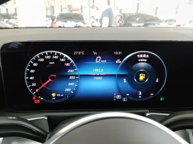 Mercedes-Benz GLB-Class — Фото автомобиля 11