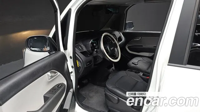 Kia RAY Новый Kia Ray Фургон — Фото автомобиля 10