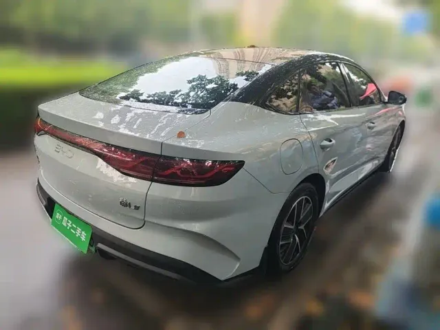 BYD Qin L — Фото автомобиля 4