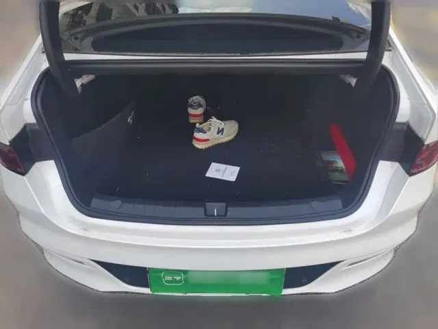 BYD Qin PLUS — Фото автомобиля 15