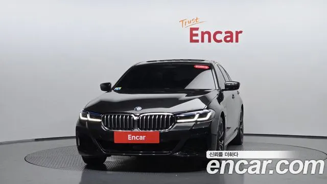 BMW 5 Series G30 — Фото автомобиля 2